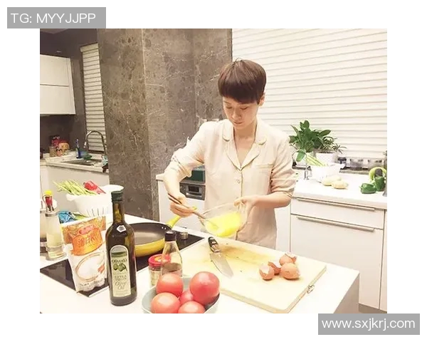 足球明星亲自下厨买菜视频曝光展现生活中的真实一面 足球明星亲自下厨买菜视频曝光展现生活中的真实一面